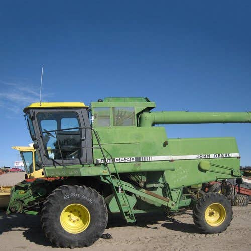 Used John Deere 6620 Combine parts.