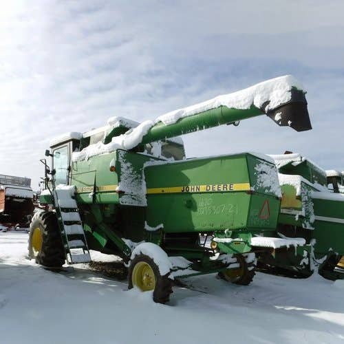 Used John Deere 6620 Combine parts.