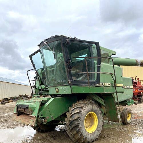 Used John Deere 6620 Combine parts.