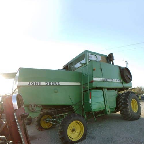 Used John Deere 6620 Combine parts.