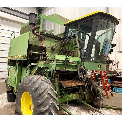 Used John Deere 6620 Combine parts.