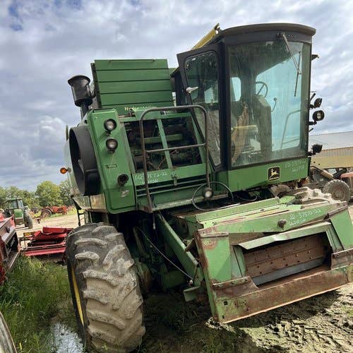 Used John Deere 6620 Combine parts.