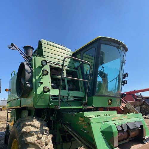 Used John Deere 6620 Combine parts.