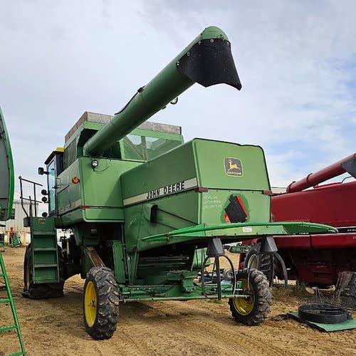 Used John Deere 6620 Combine parts.