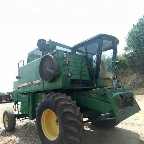 Used John Deere 6620 Combine parts.