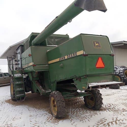 Used John Deere 6620 Combine parts.