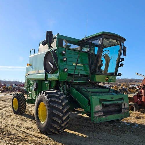 Used 1989 John Deere 6620 SH Combine Parts Used 1989 John Deere 6620 SH Combine Parts
