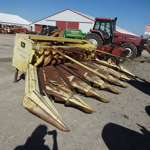 Used John Deere 666R Header parts.