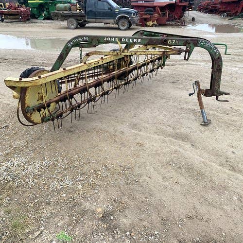 Used John Deere 671 Rake / Tedder parts.