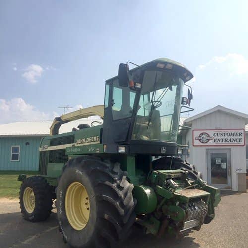 1998 Used John Deere 6750 Harvester parts.