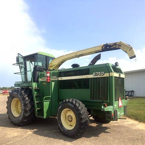 1998 Used John Deere 6750 Harvester parts.