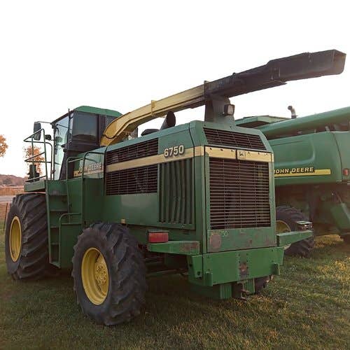 1998 Used John Deere 6750 Harvester parts.