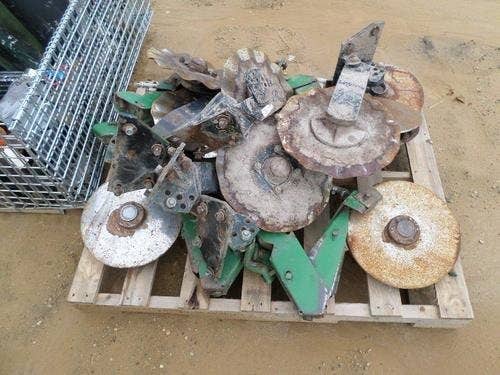 Used John Deere 7000 Planter Parts Used John Deere 7000 Planter Parts