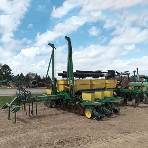 Used John Deere 7200 Planter parts.