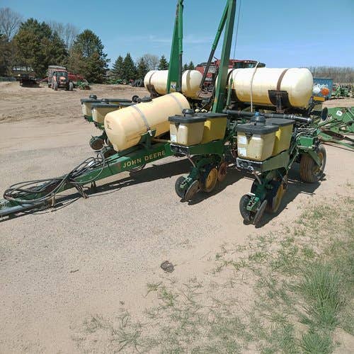 Used John Deere 7200 Planter parts.