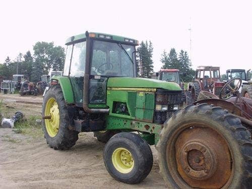 Used John Deere 7200 Tractor parts.