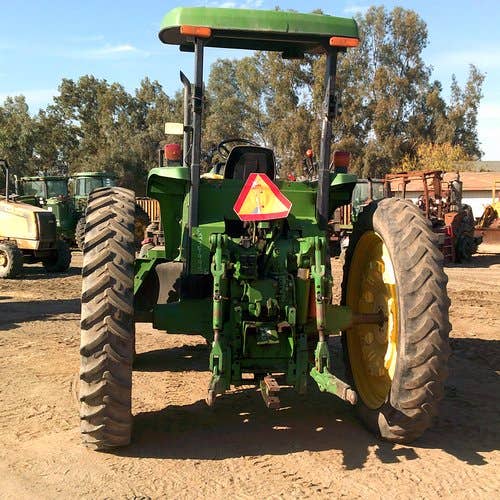 Used John Deere 7200 Tractor parts.