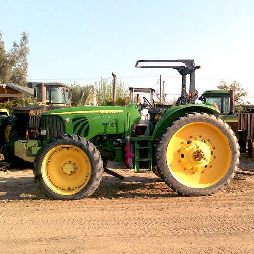 Used John Deere 7220 Tractor parts.