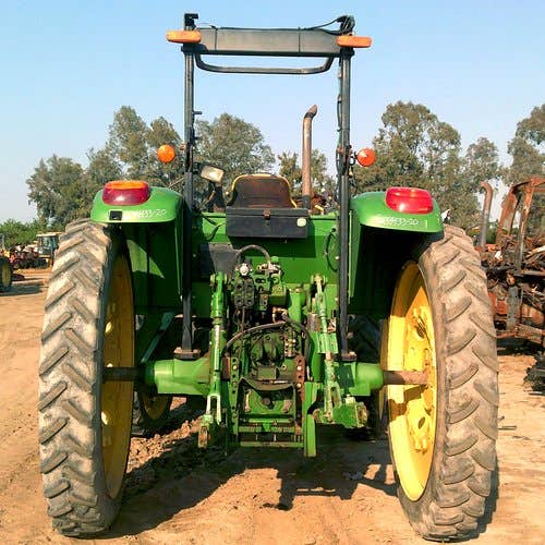 Used John Deere 7220 Tractor parts.