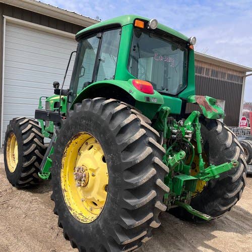 Used John Deere 7330 Tractor parts.
