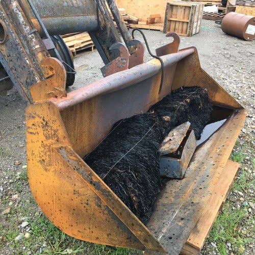 Used John Deere 7400 Tractor parts.