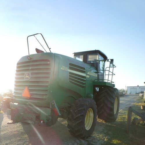 2004 Used John Deere 7500 Harvester parts.