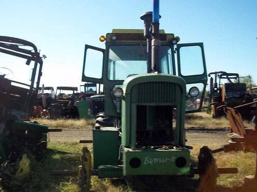 Used John Deere 7520 Tractor parts.