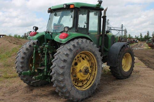 2004 Used John Deere 7520 Tractor parts.