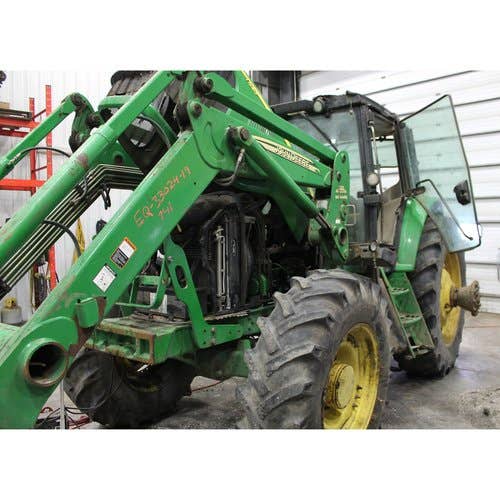 2006 Used John Deere 7520 Tractor parts.