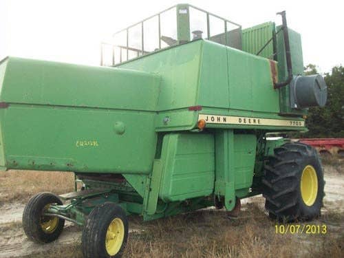 Used John Deere 7700 Combine parts.