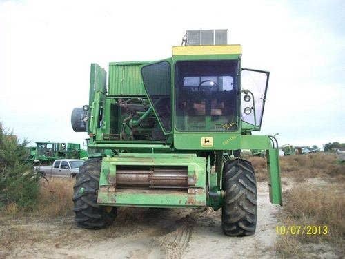 Used John Deere 7700 Combine parts.