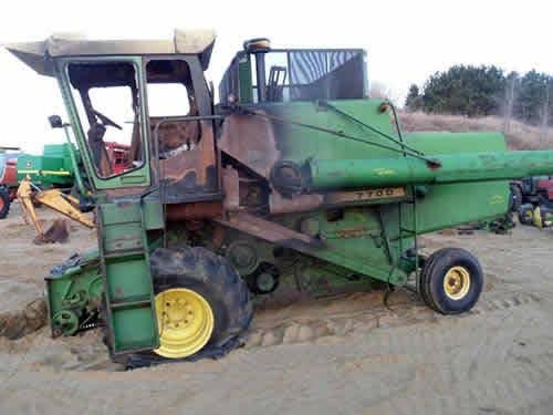 Used John Deere 7700 Combine parts.