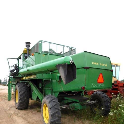 Used John Deere 7700 Combine parts.