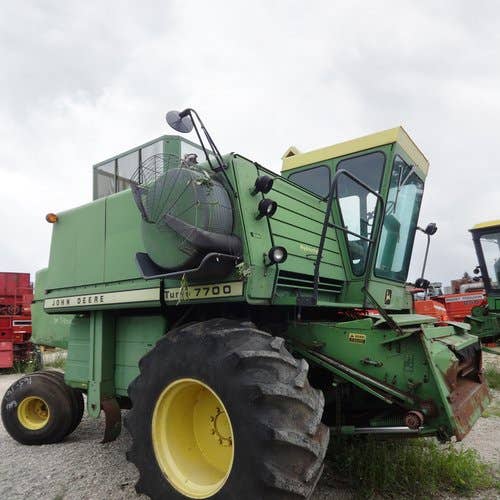 Used John Deere 7700 Combine parts.