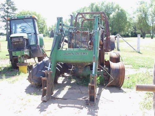 Used John Deere 7700 Tractor parts.