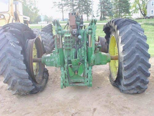 Used John Deere 7700 Tractor parts.