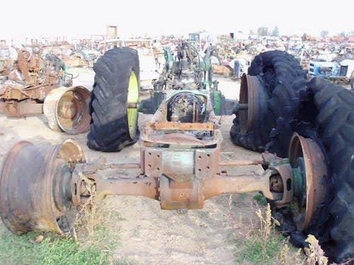 Used John Deere 7700 Tractor parts.