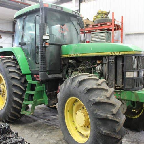 Used John Deere 7700 Tractor parts.