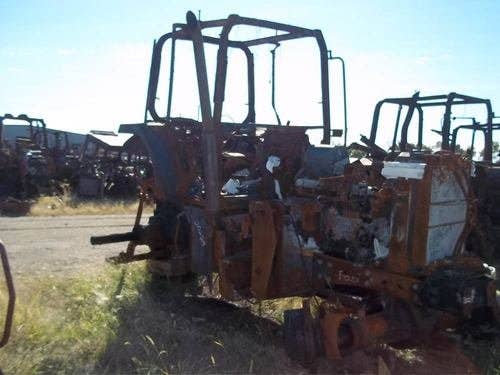 Used John Deere 7710 Tractor parts.