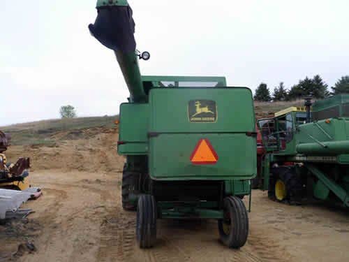 Used John Deere 7720 Combine parts.