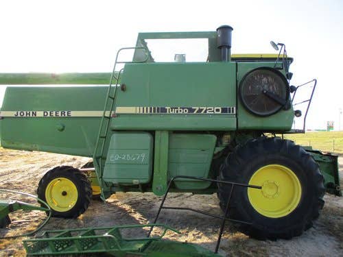 Used John Deere 7720 Combine parts.