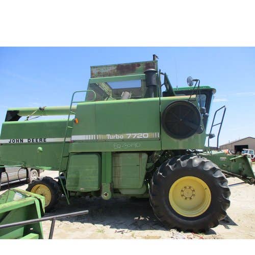 Used John Deere 7720 Combine parts.