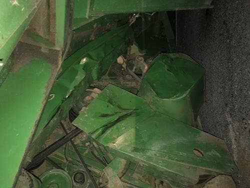 Used John Deere 7720 Combine parts.