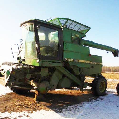 1985 Used John Deere 7720 Combine parts.