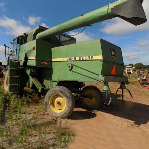 Used John Deere 7720 Combine parts.