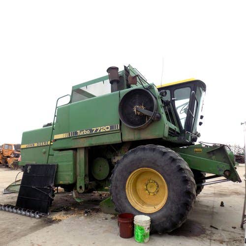 Used John Deere 7720 Combine parts.