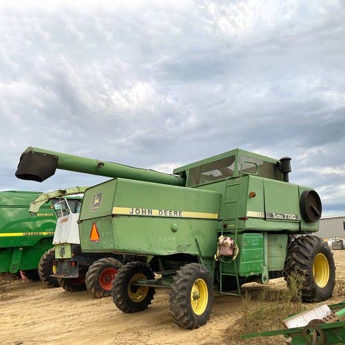 Used John Deere 7720 Combine parts.
