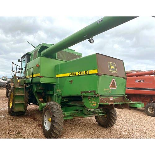 Used John Deere 7720 Combine parts.