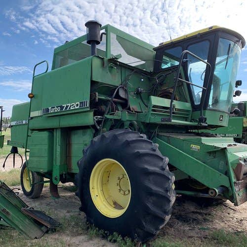 Used John Deere 7720 Combine Parts Used John Deere 7720 Combine Parts