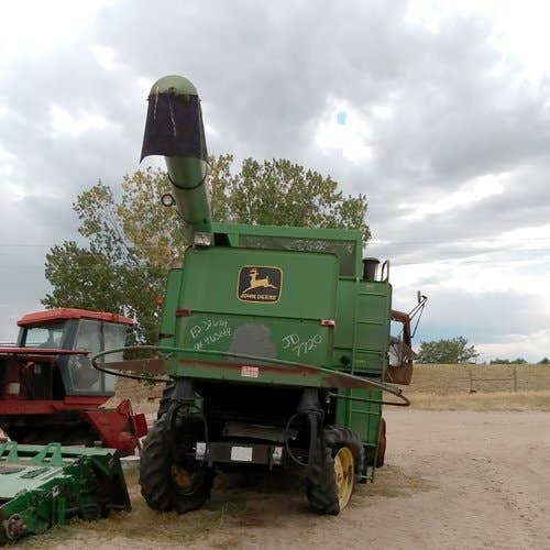 Used John Deere 7720 Combine parts.